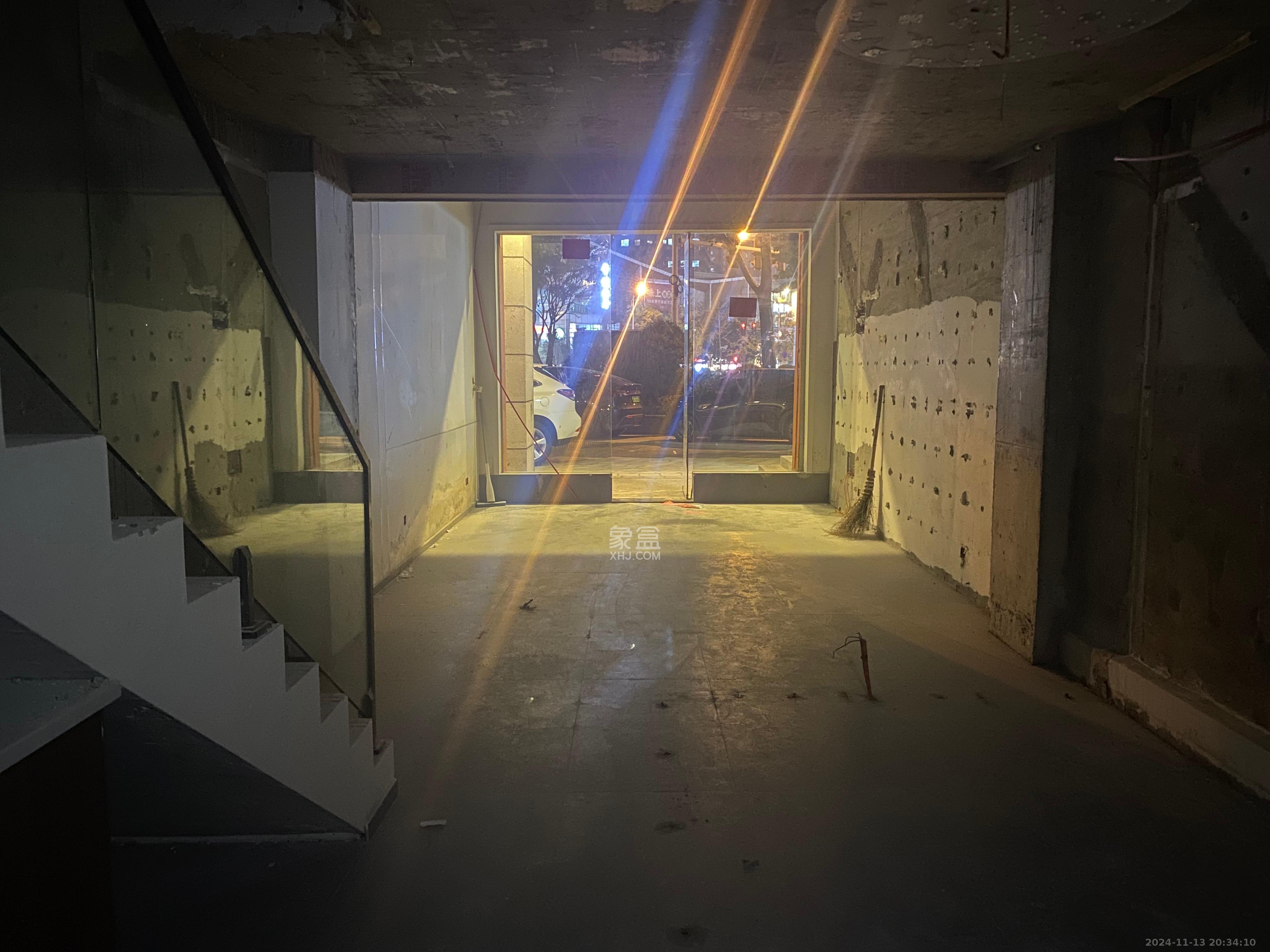 北辰三角洲C3区   105.0㎡      13000.0元/月室内图