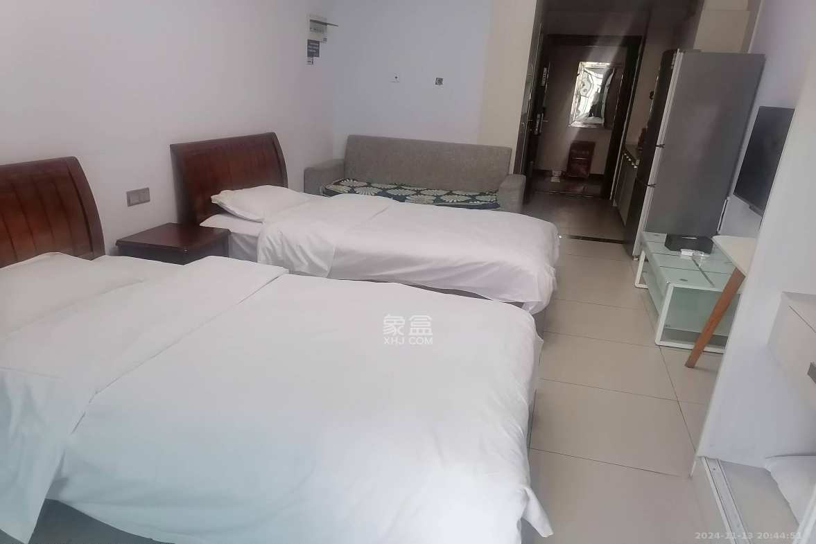 梅溪国际公寓(步步高新天地) 1室1厅1卫 1500.0元/月 梅溪国际公寓(步步高新天地) 1室1厅1卫 1500.0元/月室内图