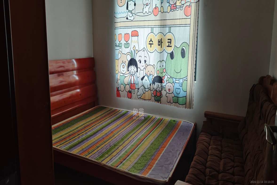 中南红领邦（红星嘉和苑）  1室2厅2卫   2500.00元/月室内图