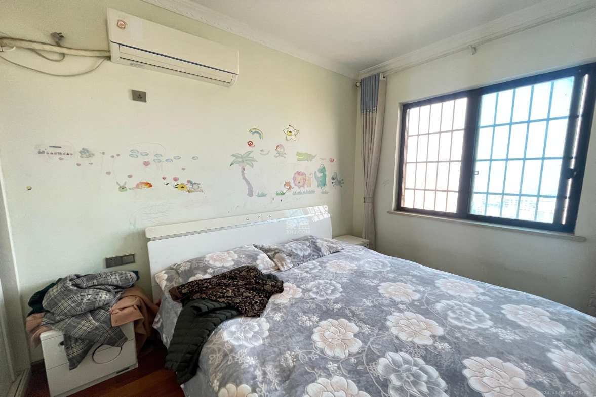 紫御江山  3室2厅1卫   2800.00元/月室内图