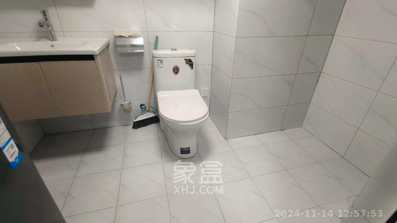 正荣梅溪紫阙台  2室1厅1卫   2300.00元/月室内图