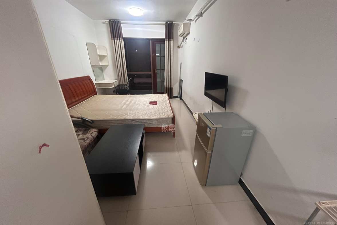 尚都美寓  1室1厅1卫    1000.0元/月室内图1