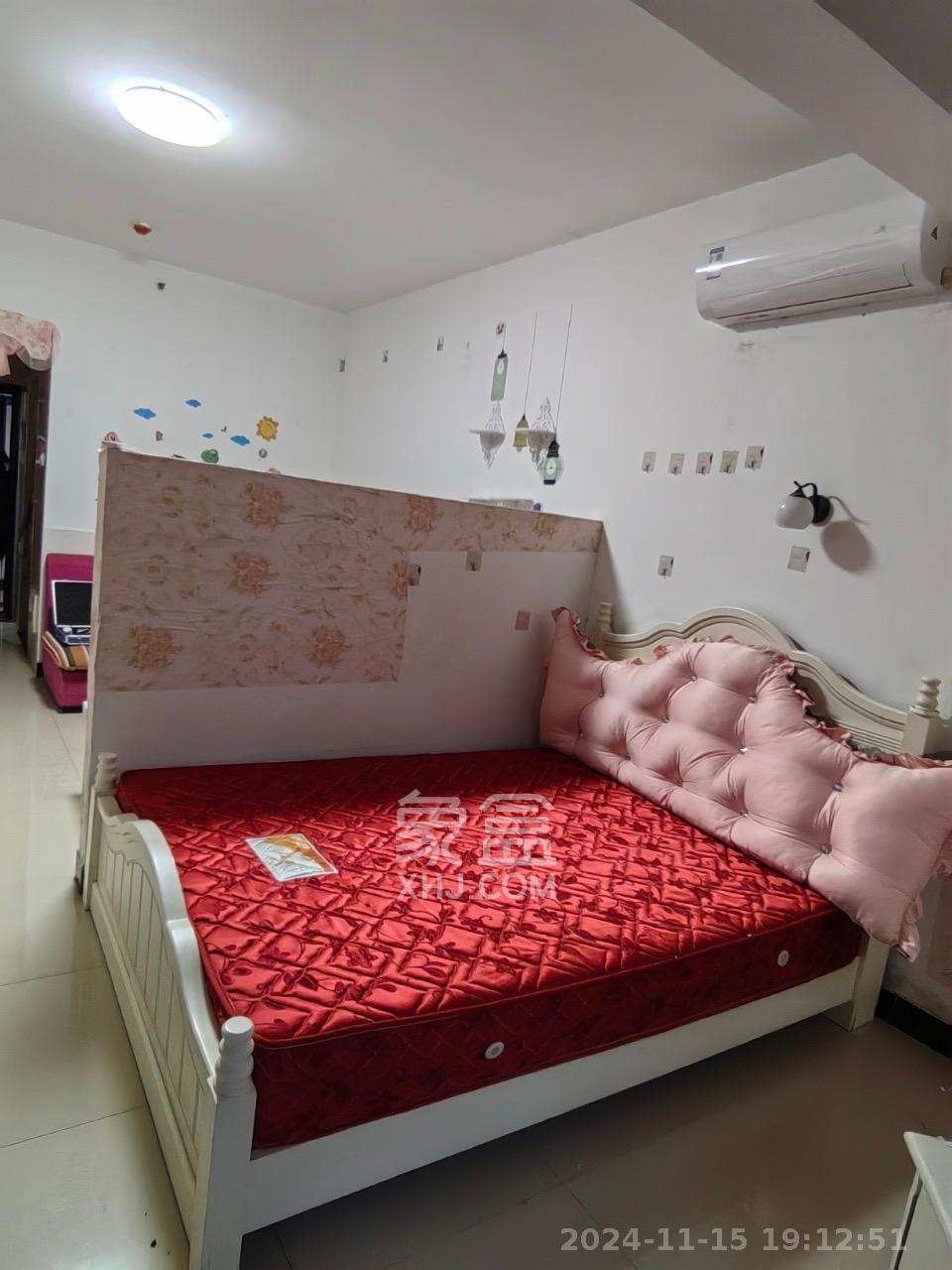 万象凯旋湾  1室1厅1卫   1300.00元/月室内图1