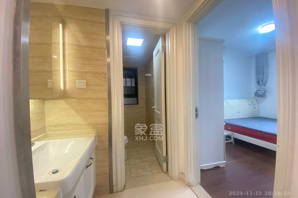 万科魅力之城观澜里  3室2厅2卫   2280.00元/月室内图