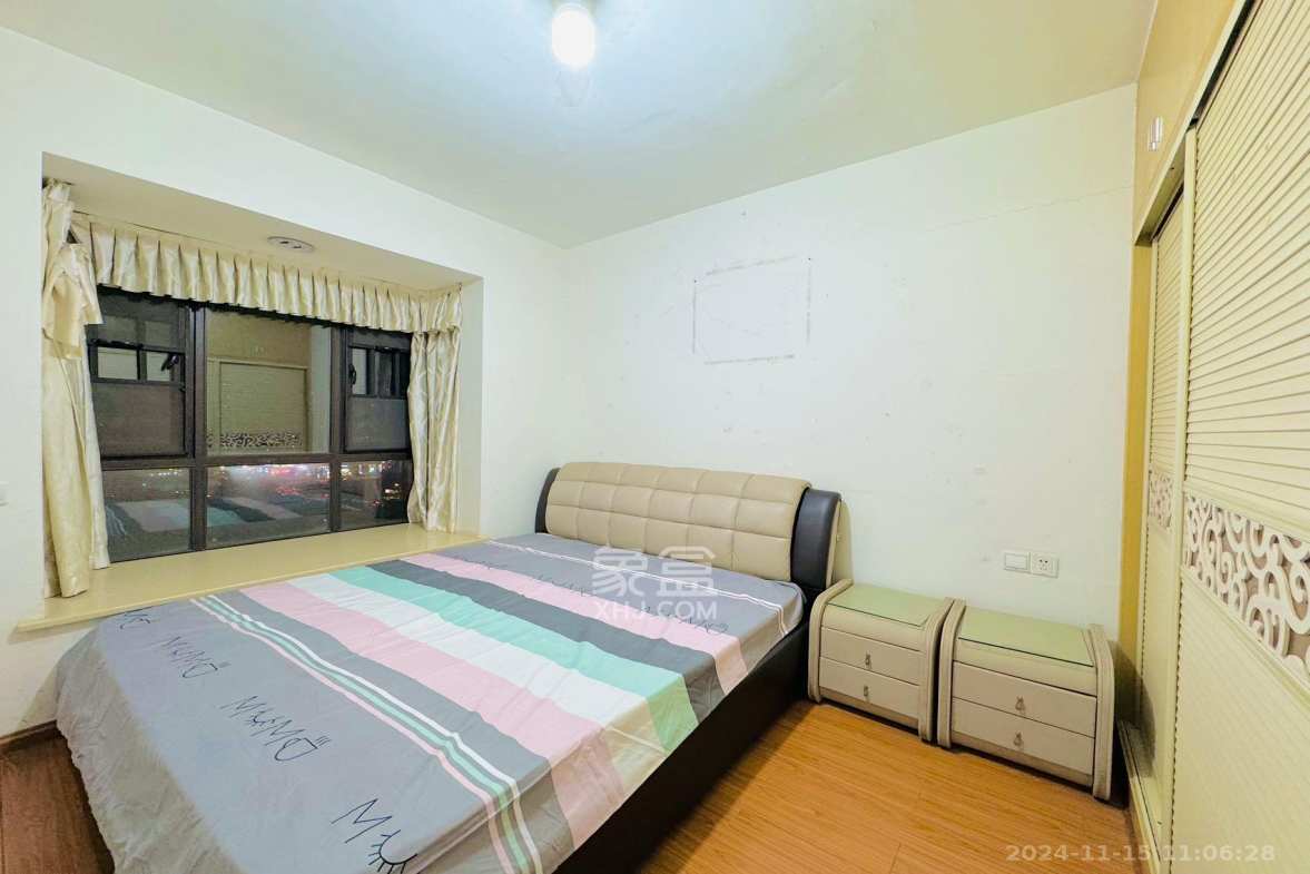 七里香榭 3室1厅1卫 2200.0元/月 七里香榭 3室1厅1卫 2200.0元/月室内图