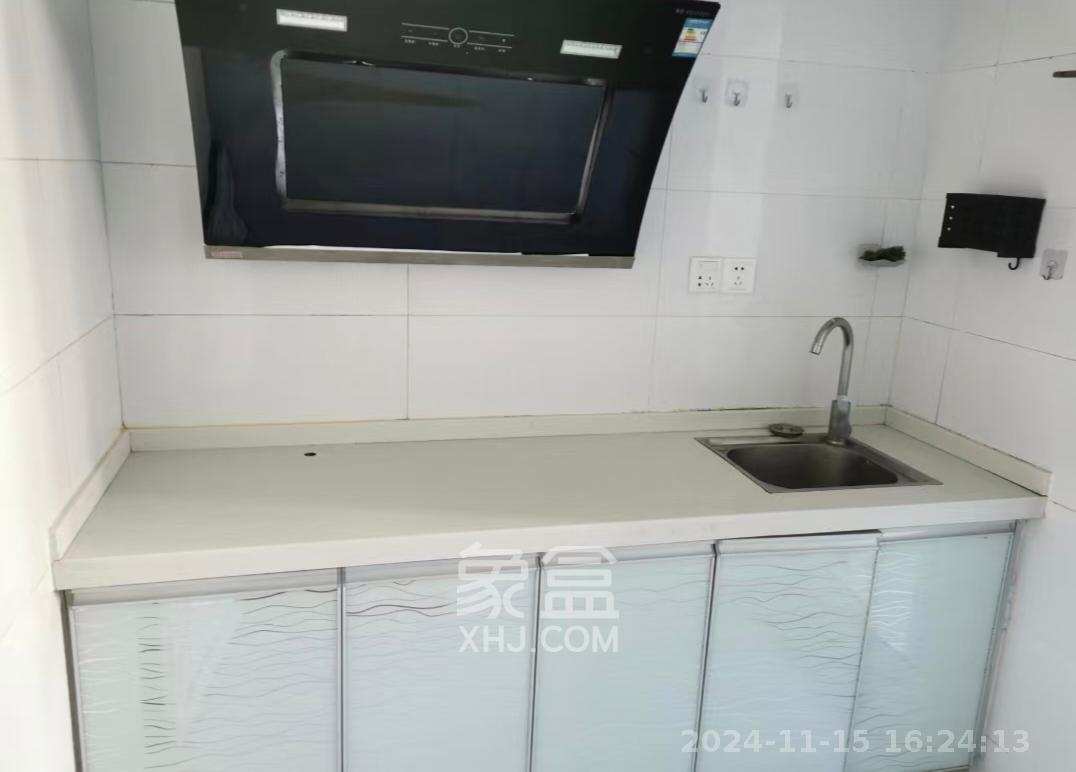 箭弓山小区  1室1厅1卫   1100.00元/月室内图