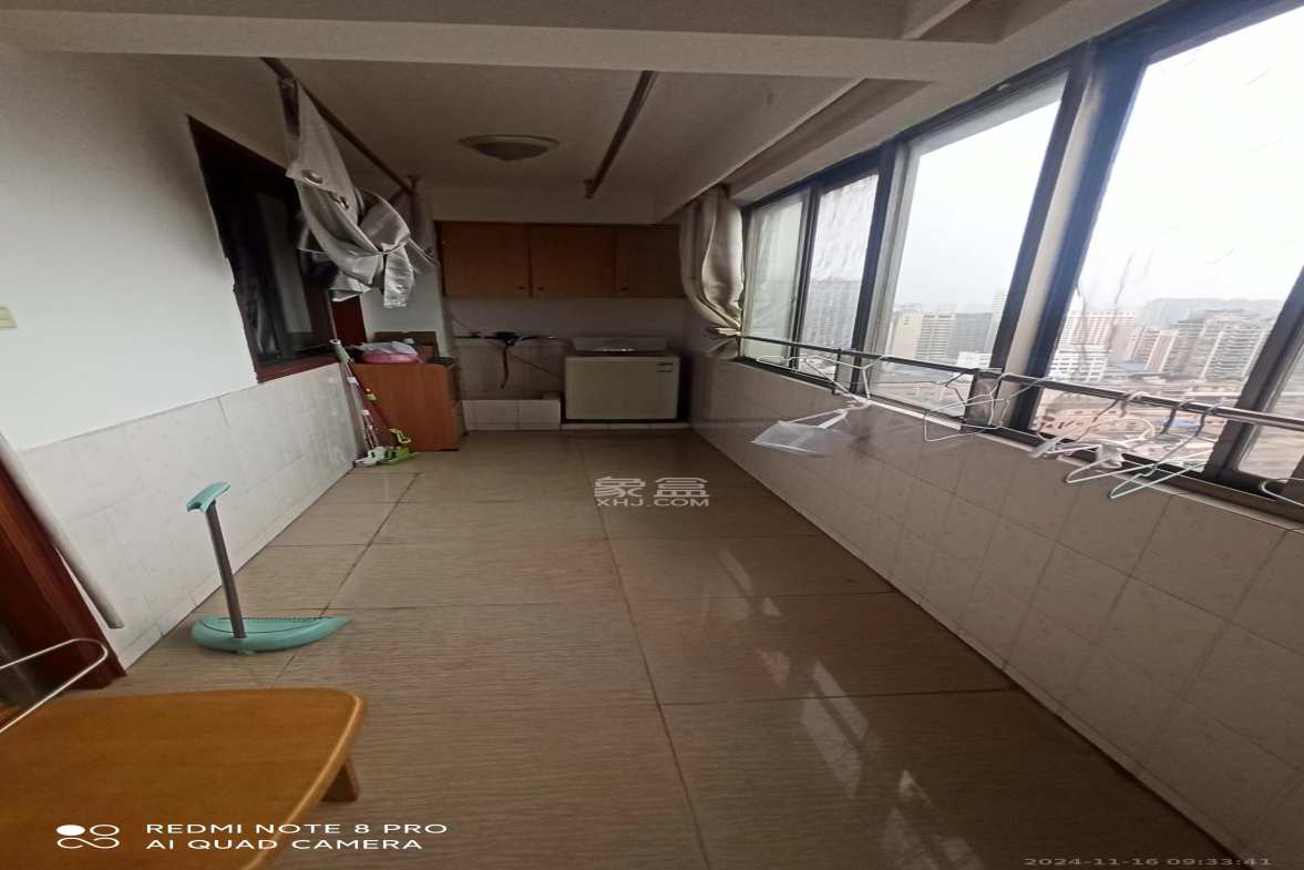 铁银大厦  2室2厅1卫    2400.0元/月 铁银大厦  2室2厅1卫    2400.0元/月室内图