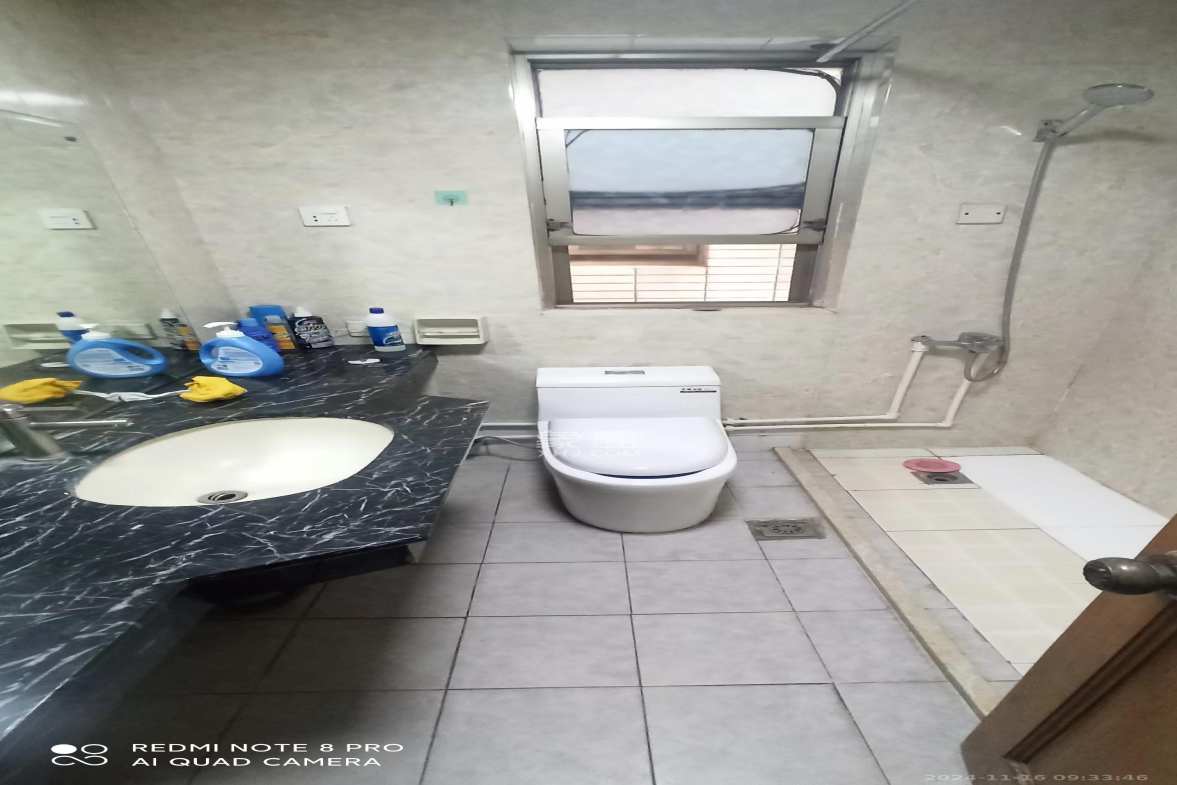 铁银大厦  2室2厅1卫    2400.0元/月 铁银大厦  2室2厅1卫    2400.0元/月室内图