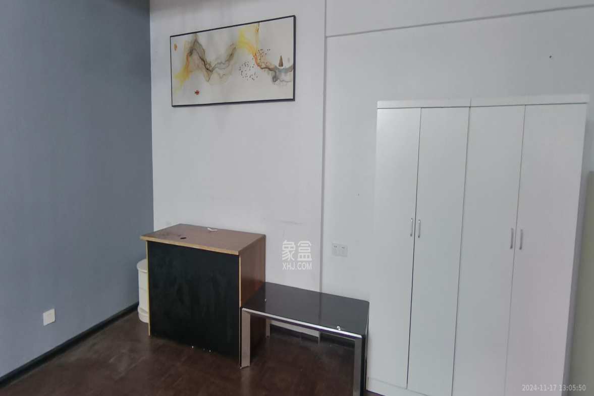 摩天一号 1室1厅1卫 2000.0元/月 摩天一号 1室1厅1卫 2000.0元/月室内图