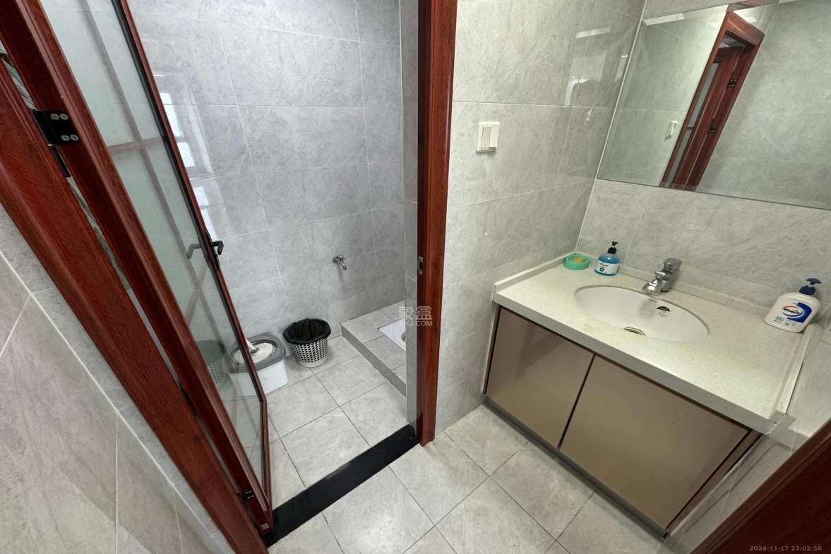 德思勤城市广场（宝格丽公寓）  2室1厅1卫    10000.0元/月室内图