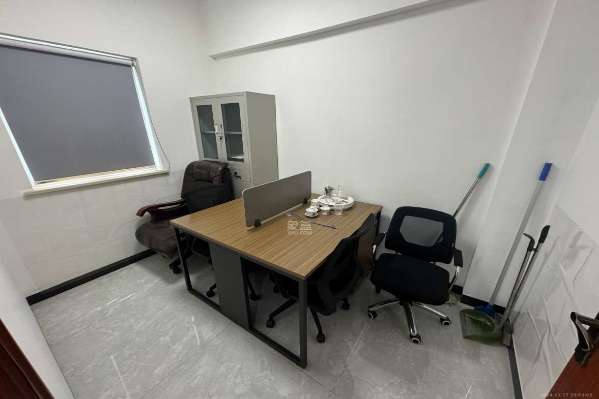 德思勤城市广场（宝格丽公寓）  2室1厅1卫    10000.0元/月室内图