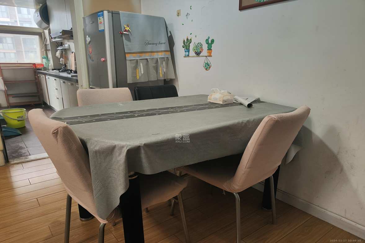 北辰三角洲E5区  3室1厅1卫   3300.00元/月室内图