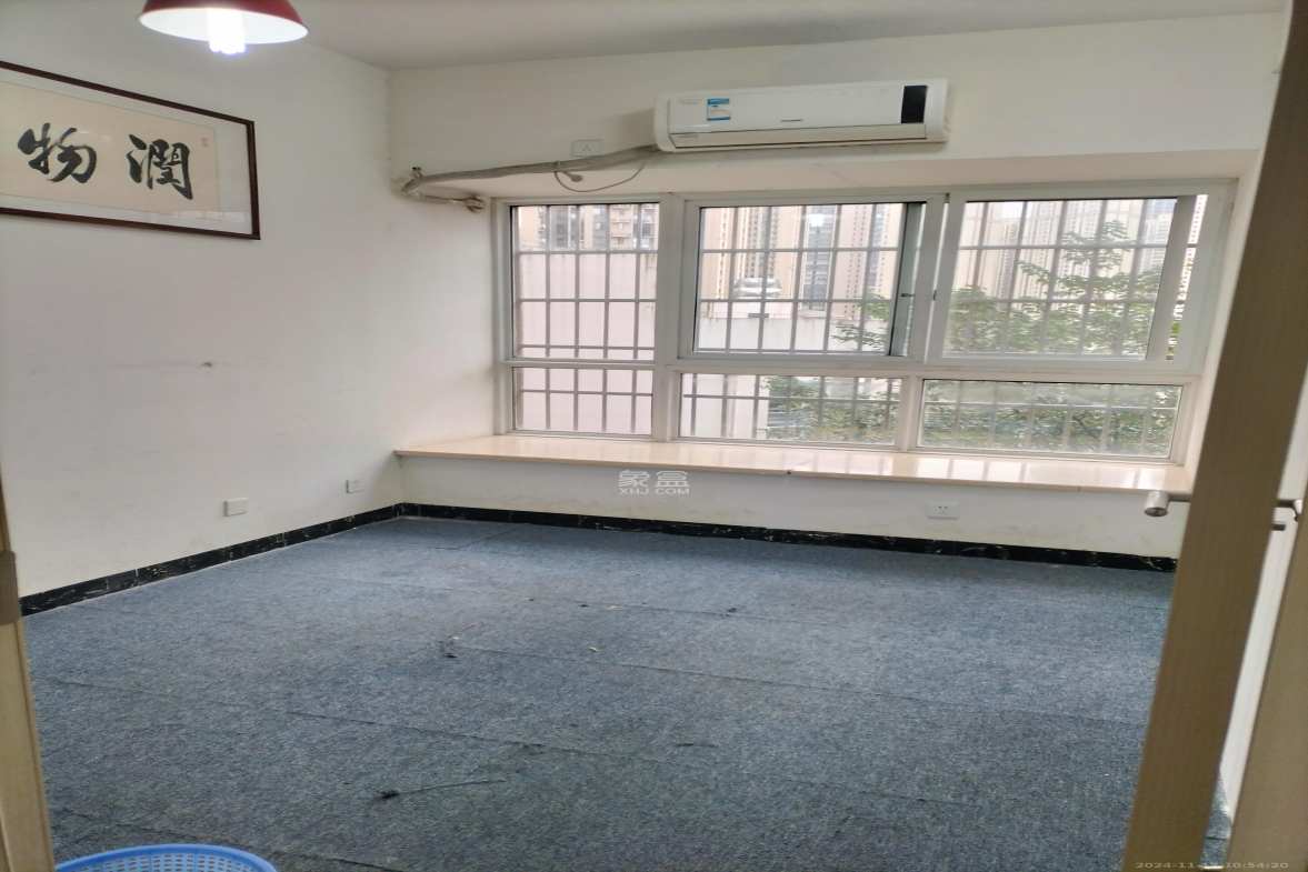家和苑（原梅溪湖保障性住房一期）  4室2厅3卫   3000.00元/月室内图