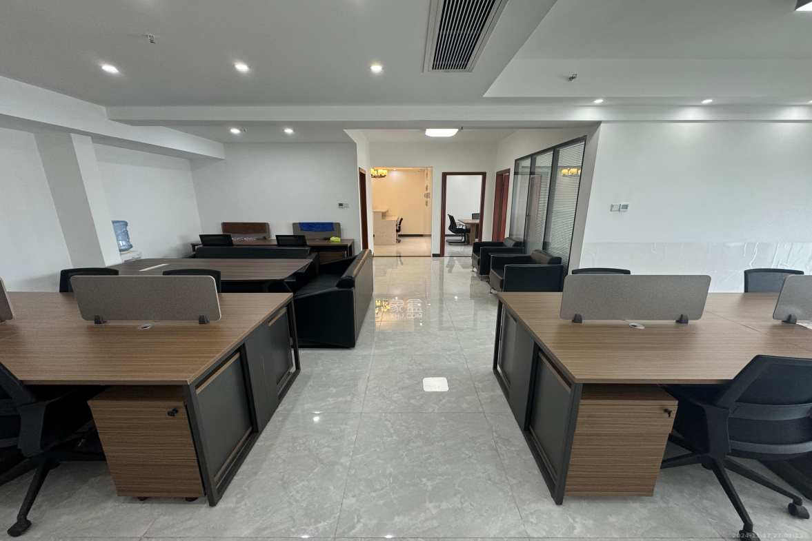 德思勤城市广场（宝格丽公寓）  2室1厅1卫    10000.0元/月室内图