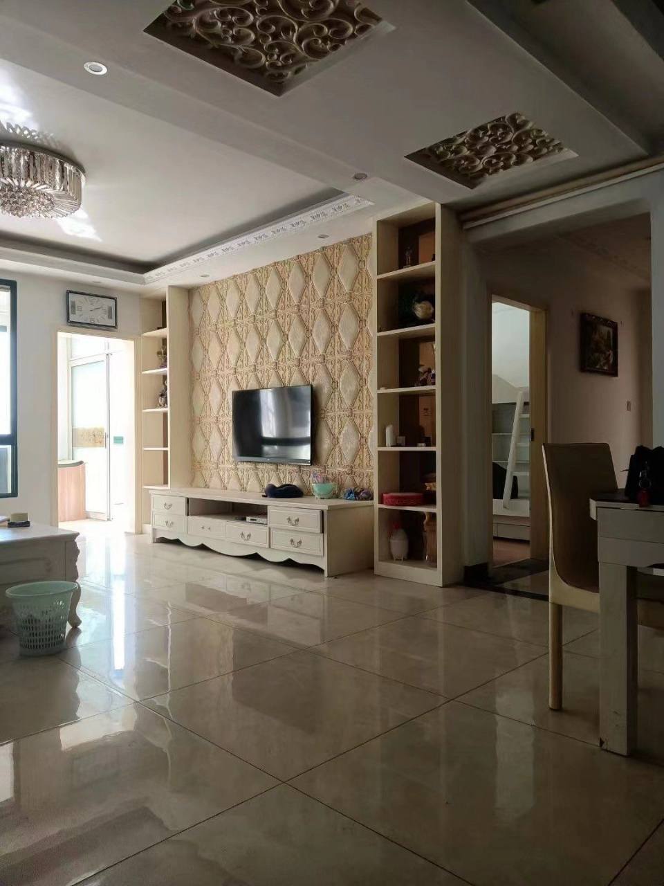 吉泰丽园  3室1厅2卫    1800.0元/月室内图