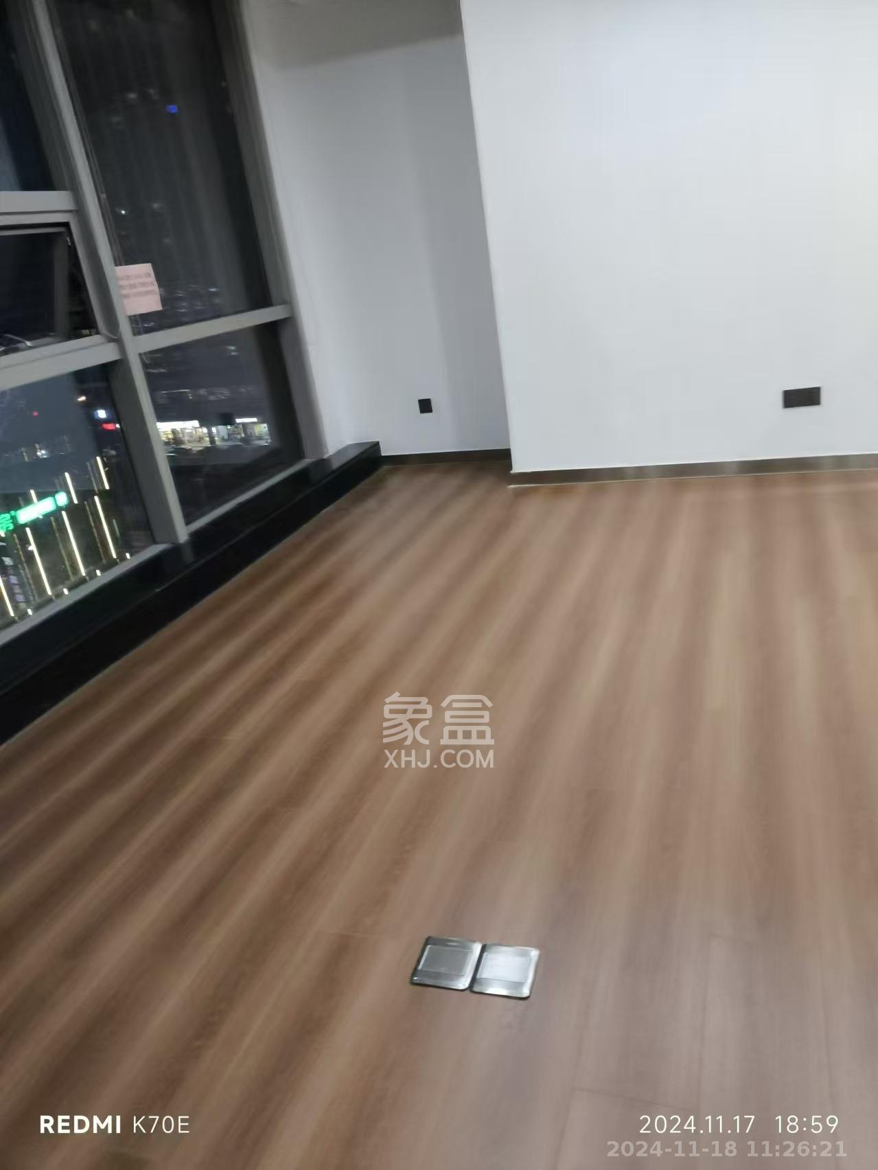 顺天国际金融中心   180.0㎡      9000.0元/月室内图