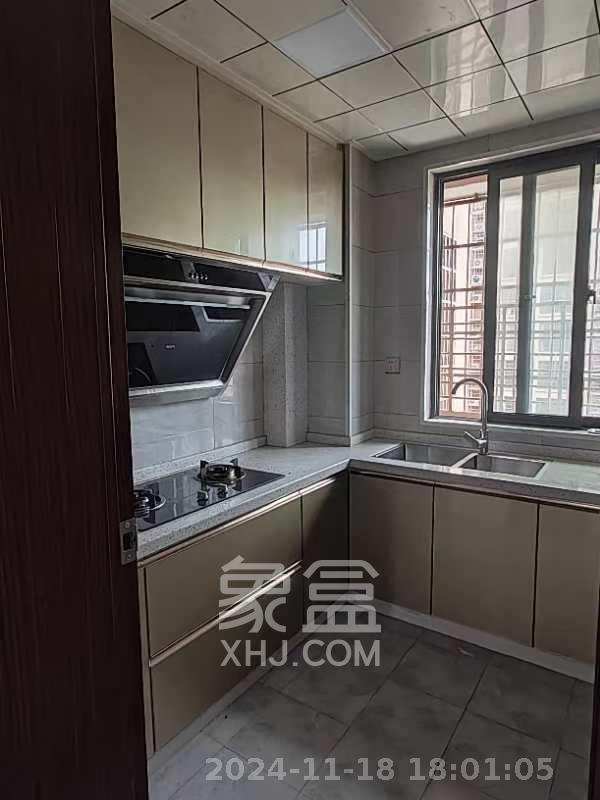华龙家园（和泰家园）  2室2厅1卫   1700.00元/月室内图
