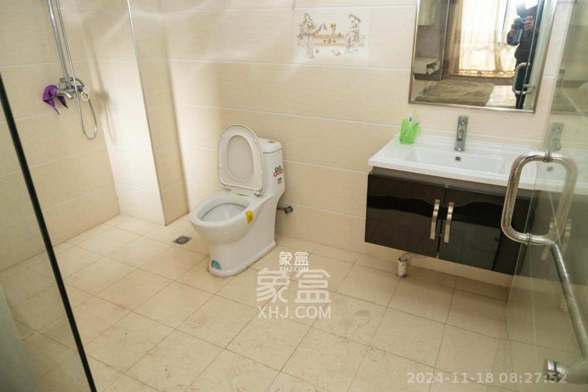 圆梦完美生活  3室2厅2卫   1900.00元/月室内图1