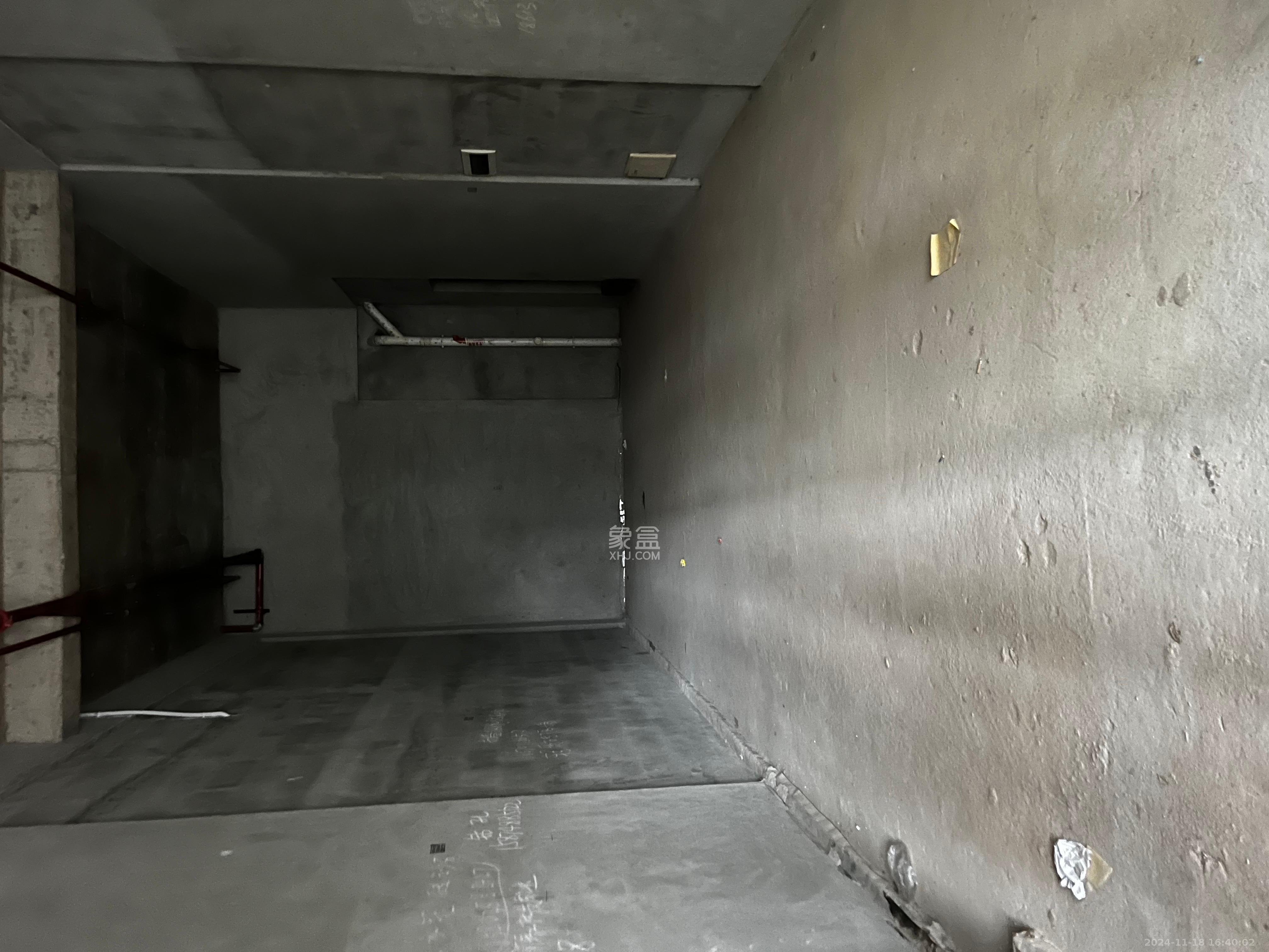 恒大翡翠华庭   60.0㎡      3500.0元/月室内图