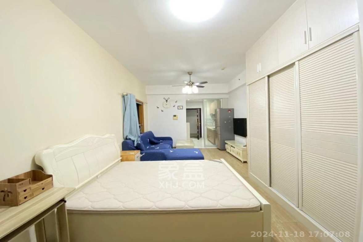 长沙之芯  1室1厅1卫    1800.0元/月 长沙之芯  1室1厅1卫    1800.0元/月室内图