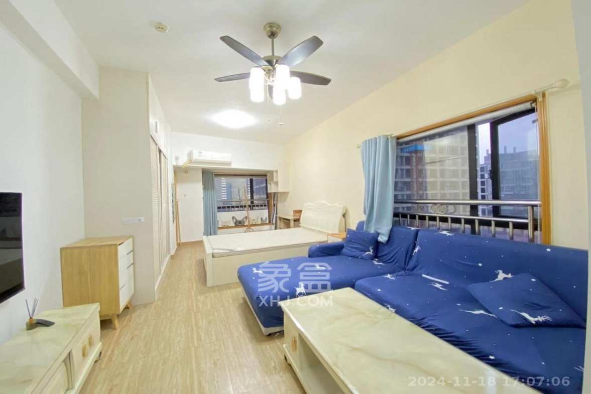 长沙之芯  1室1厅1卫    1800.0元/月 长沙之芯  1室1厅1卫    1800.0元/月室内图