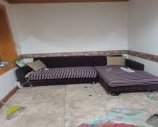 一小家属楼  2室1厅1卫    900.0元/月