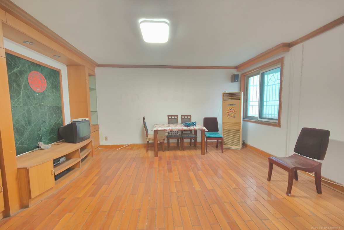 省儿童医院单位宿舍 3室2厅1卫 3000.0元/月 省儿童医院单位宿舍 3室2厅1卫 3000.0元/月室内图