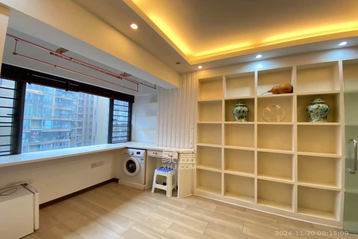 万博汇  1室1厅1卫   2200.00元/月室内图