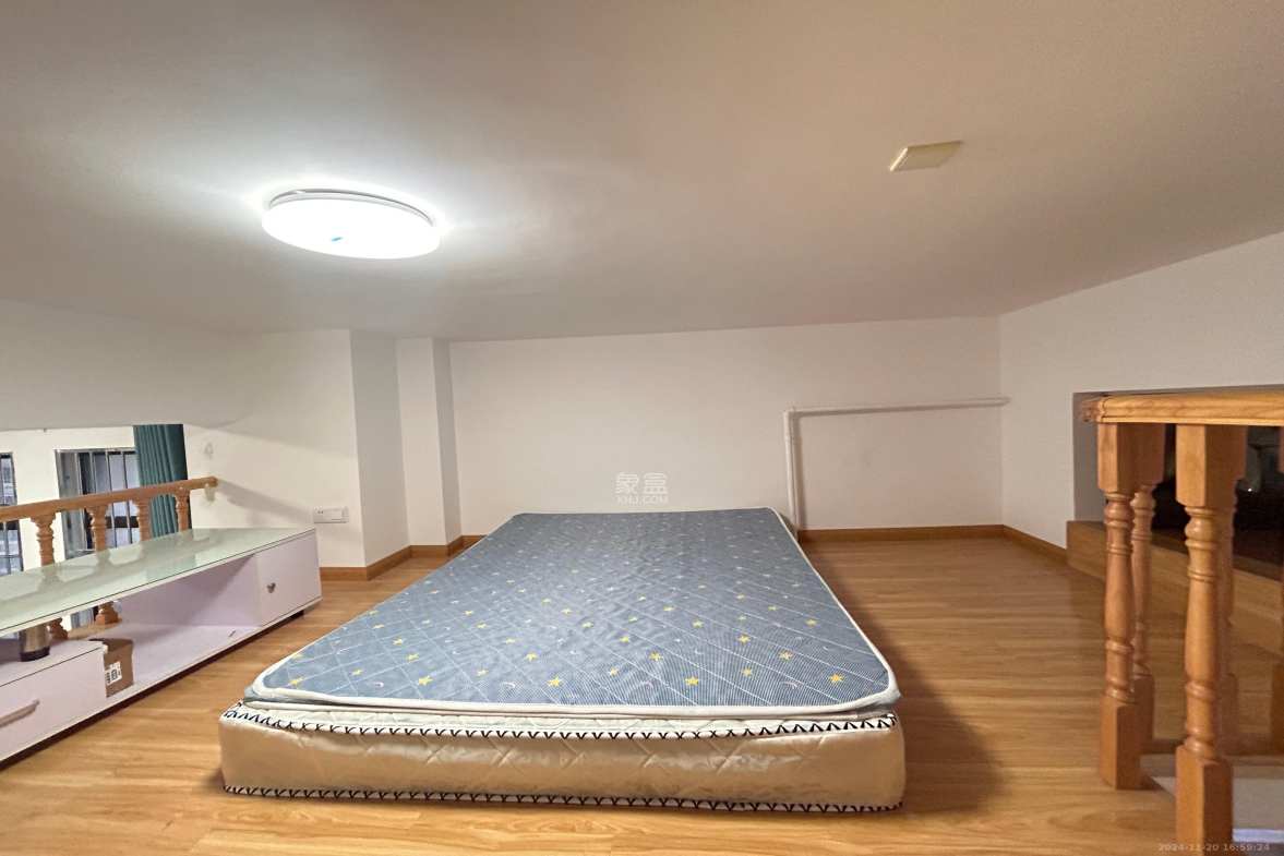 荣悦台  1室1厅1卫   2300.00元/月室内图