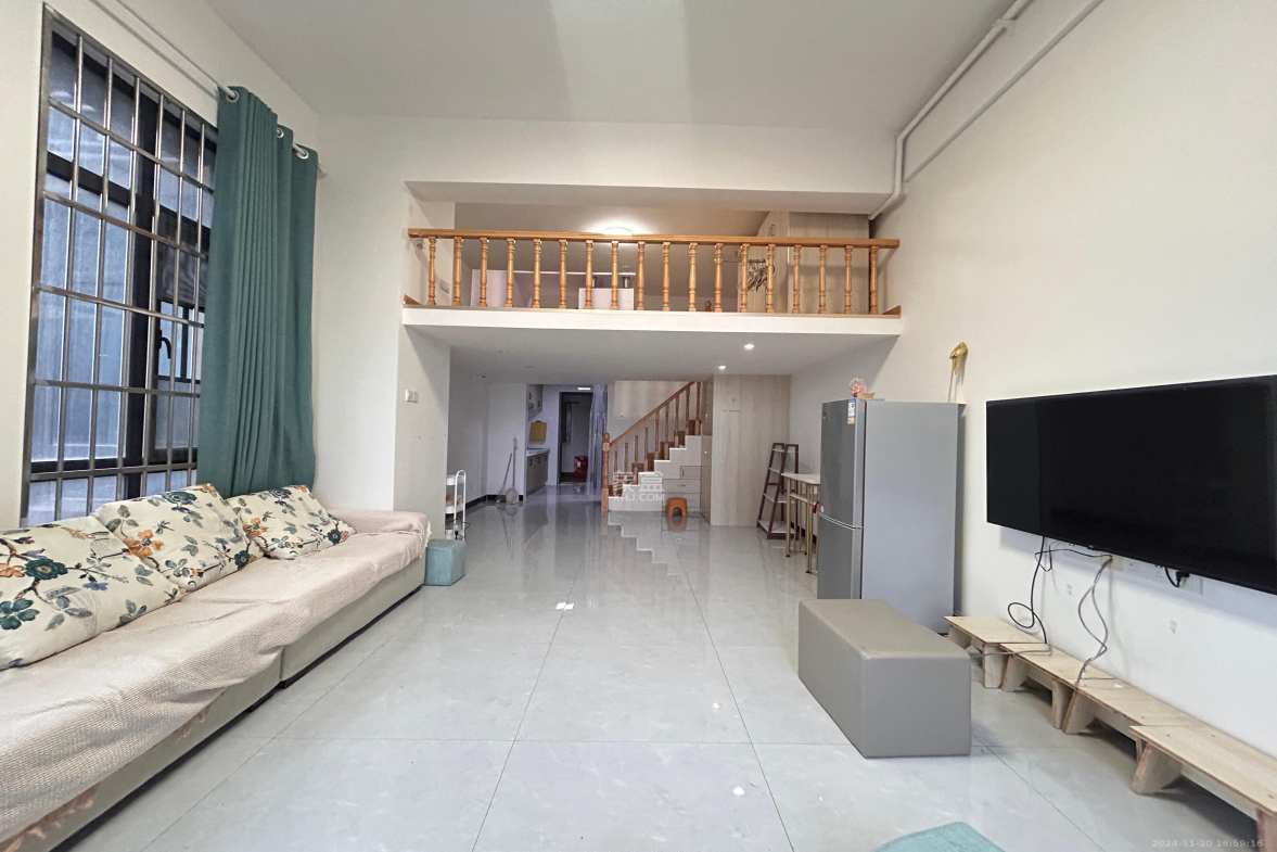 荣悦台  1室1厅1卫   2300.00元/月室内图