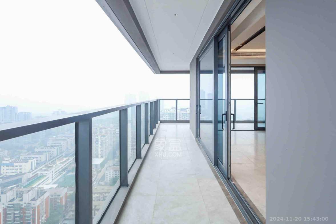 长沙悦府（华润万象城）  4室2厅3卫   25000.00元/月室内图