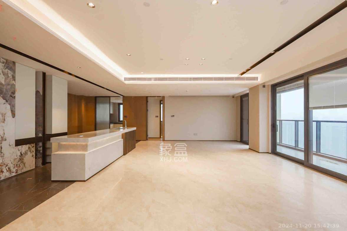 长沙悦府（华润万象城）  4室2厅3卫   25000.00元/月室内图
