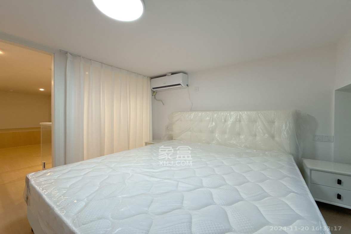 卓越中寰 1室1厅1卫 3300.0元/月 卓越中寰 1室1厅1卫 3300.0元/月室内图