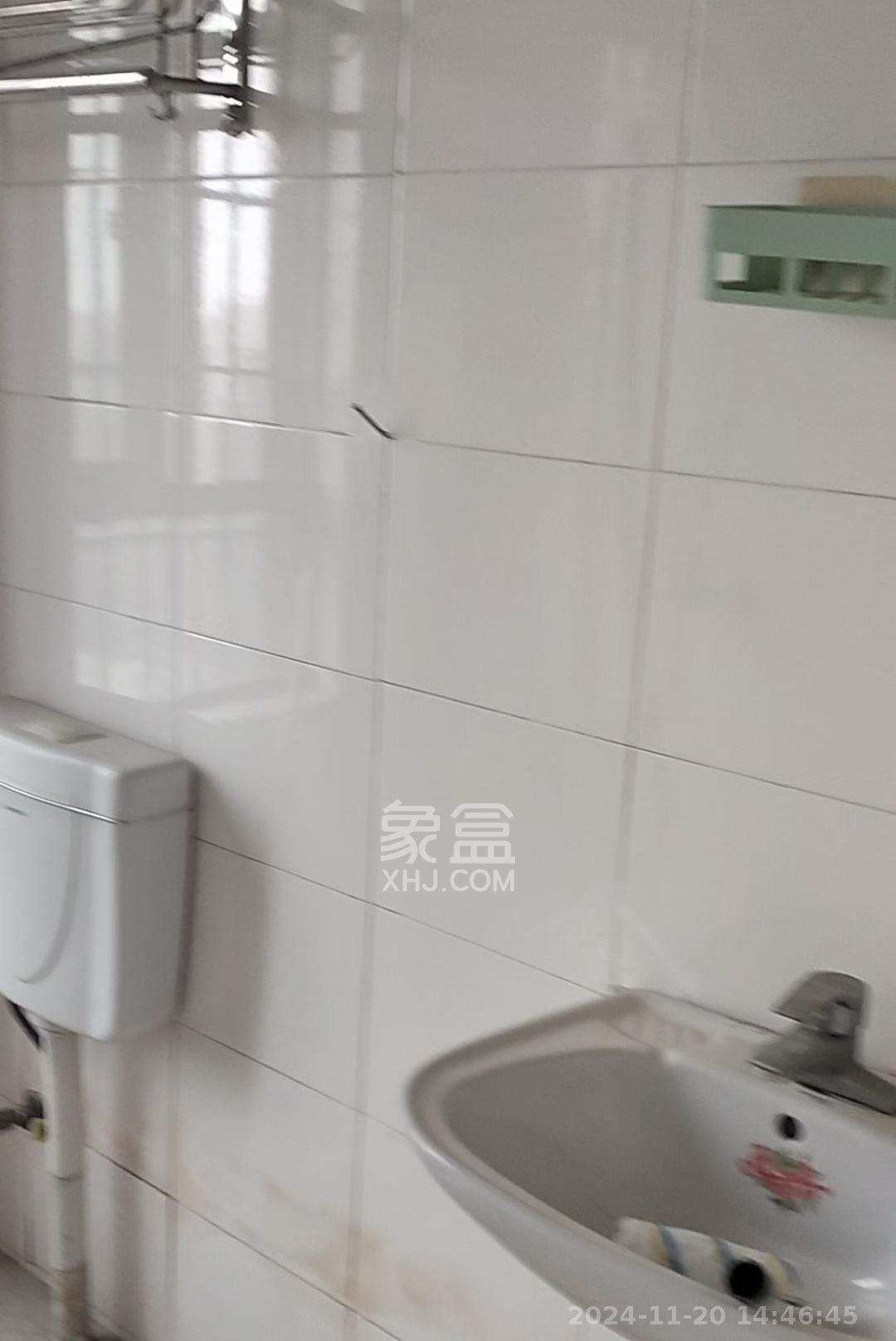 华润凤凰城二期  2室2厅1卫    1200.0元/月室内图