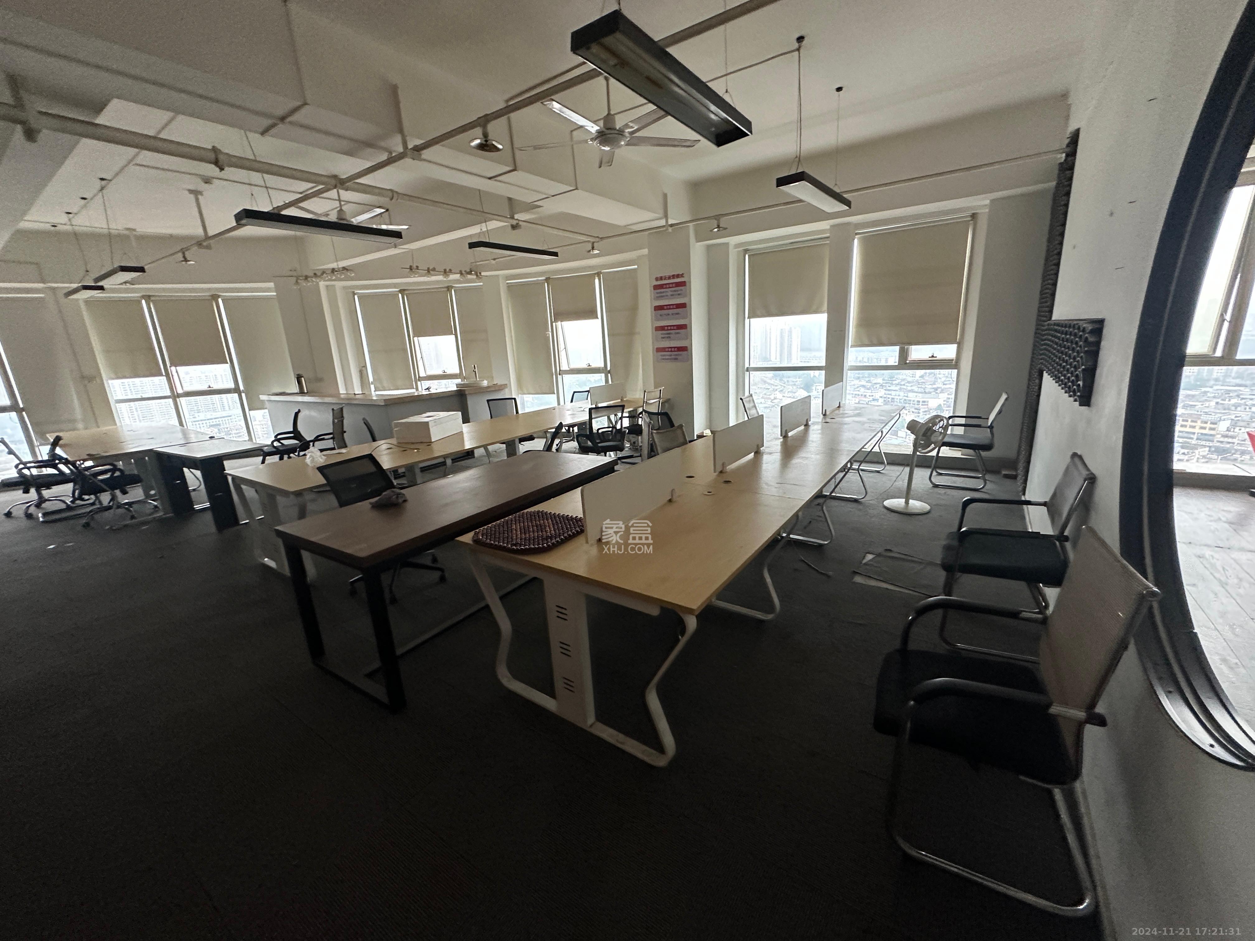 高升时代广场（冠铭商务中心）   250.0㎡      9000.0元/月室内图