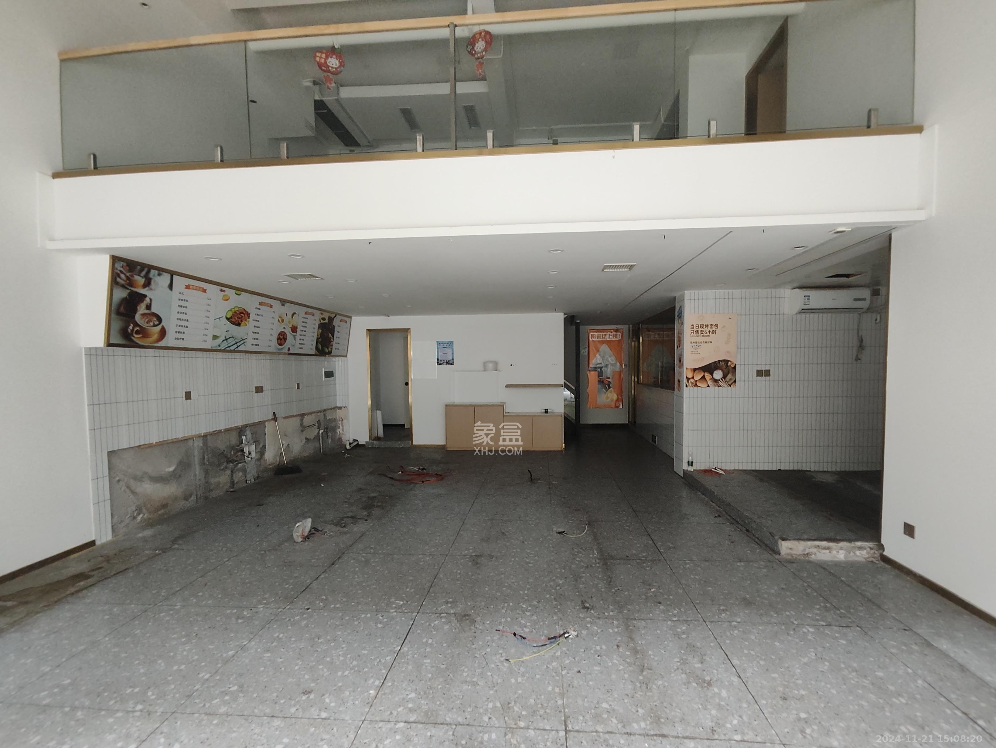 万博汇   216.57㎡      28000.0元/月室内图