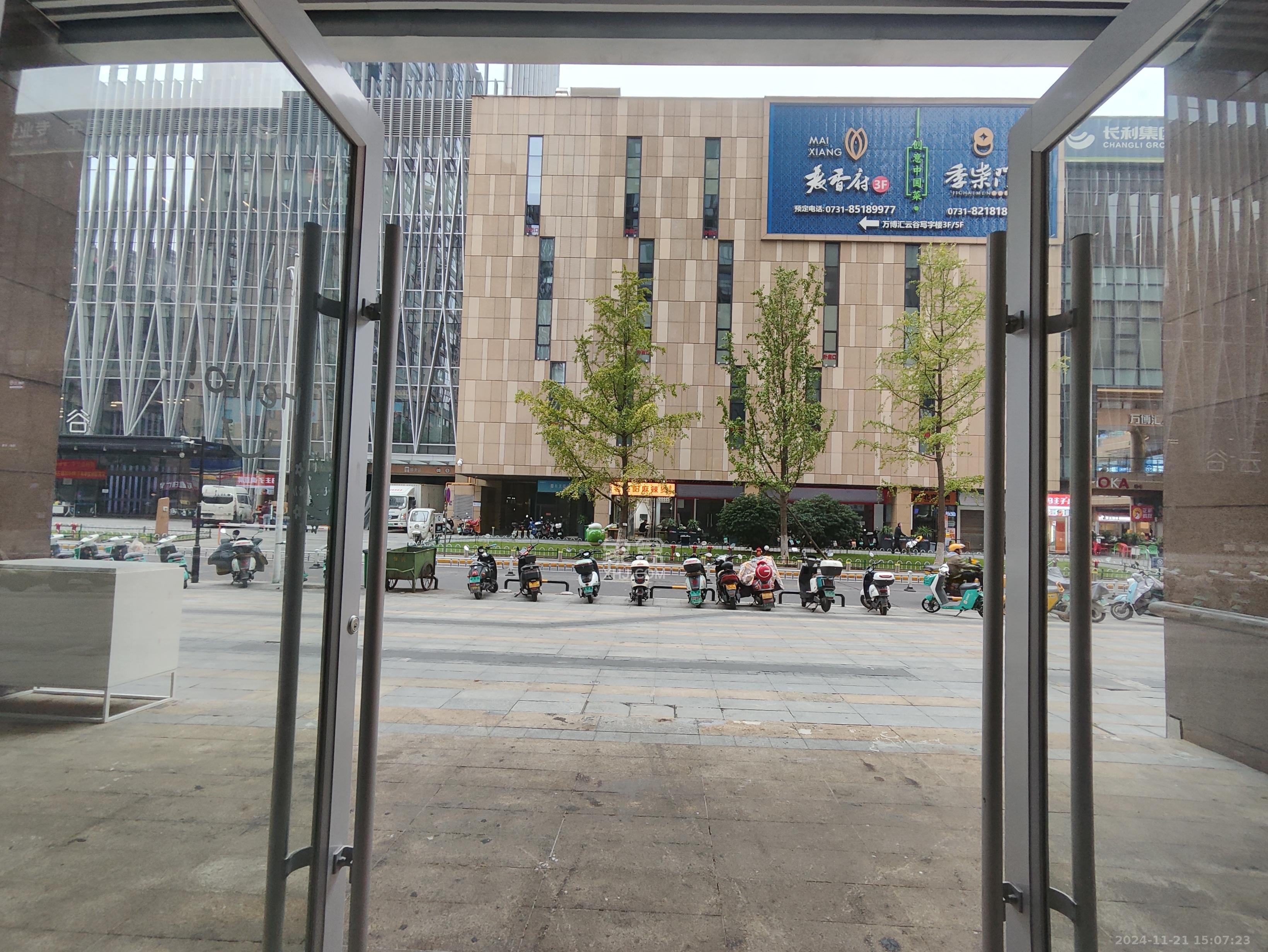 万博汇   216.57㎡      28000.0元/月室内图