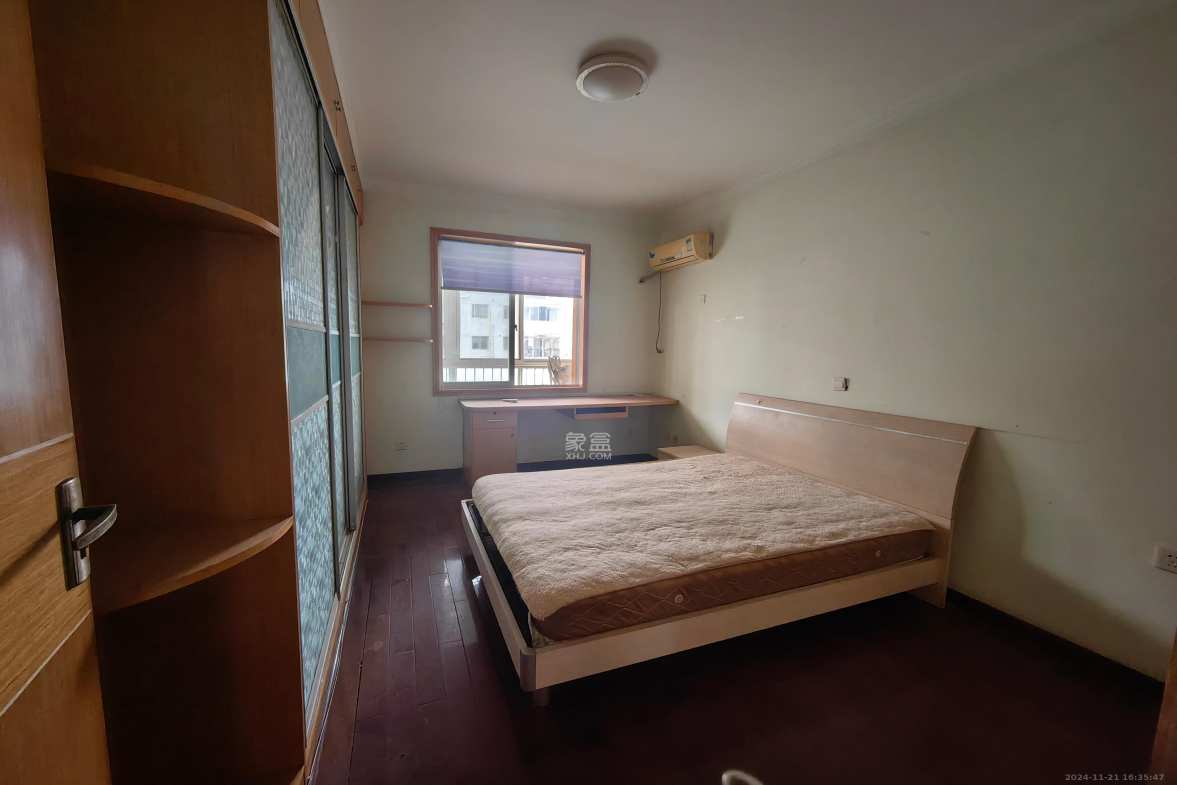 华银园  3室2厅2卫    3000.0元/月 华银园  3室2厅2卫    3000.0元/月室内图