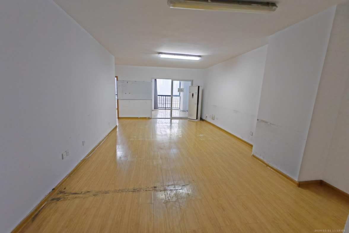 新时代广场 1室2厅2卫 3000.0元/月 新时代广场 1室2厅2卫 3000.0元/月室内图