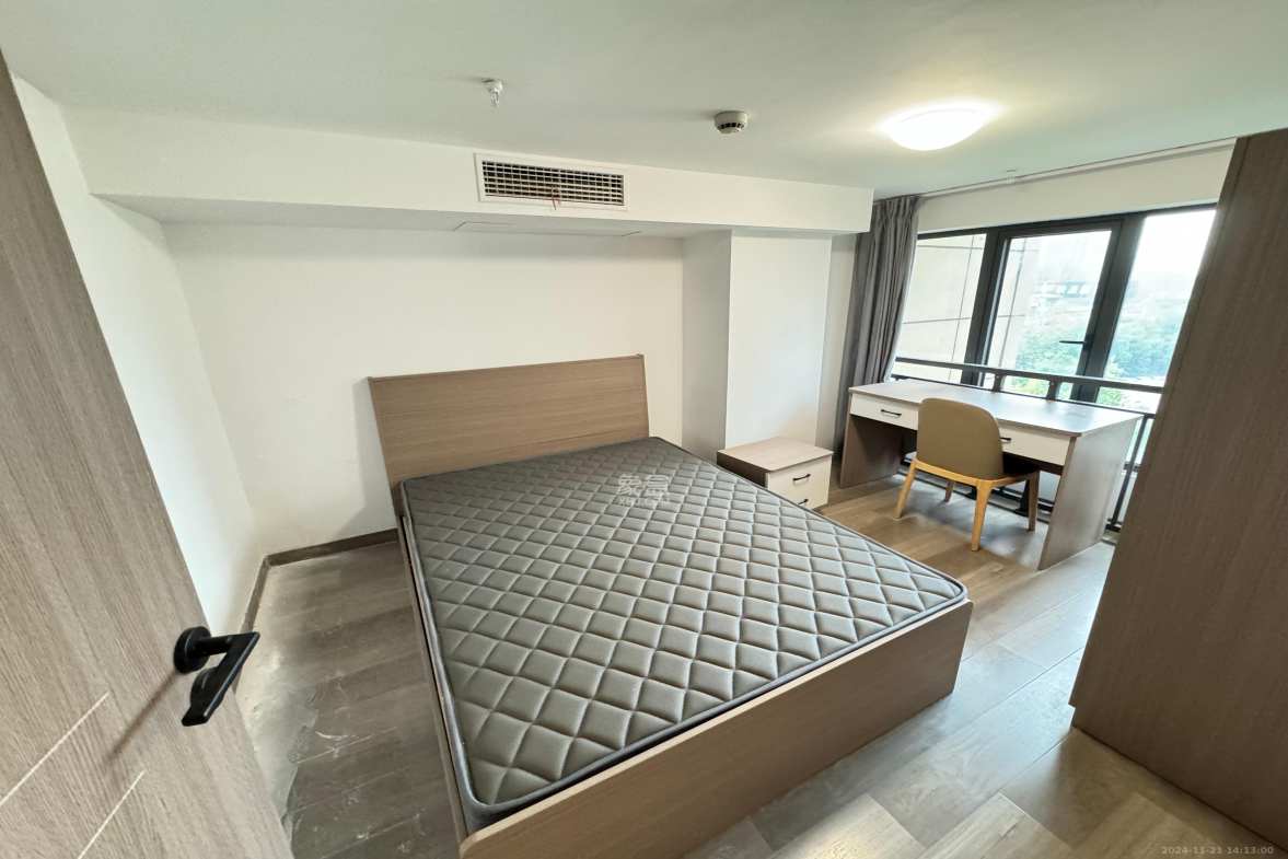 梦想新天地  3室2厅2卫   2700.00元/月室内图
