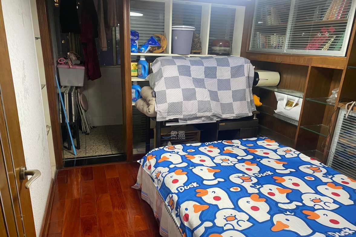同天大酒店  3室2厅2卫   3600.00元/月室内图
