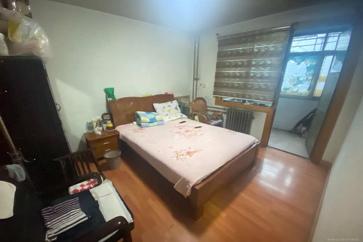 省政府机关梓园住宅区  3室1厅1卫   2200.00元/月室内图