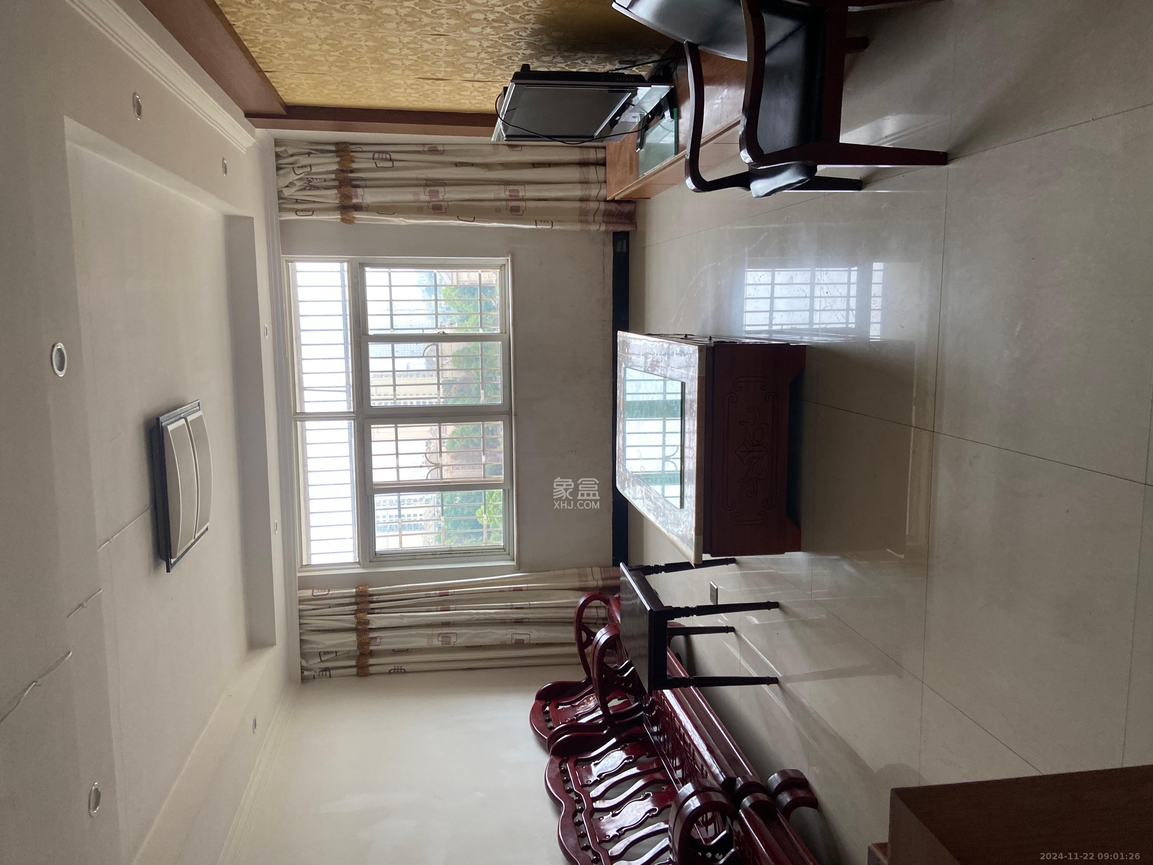 泉塘小区  3室2厅1卫    1200.0元/月