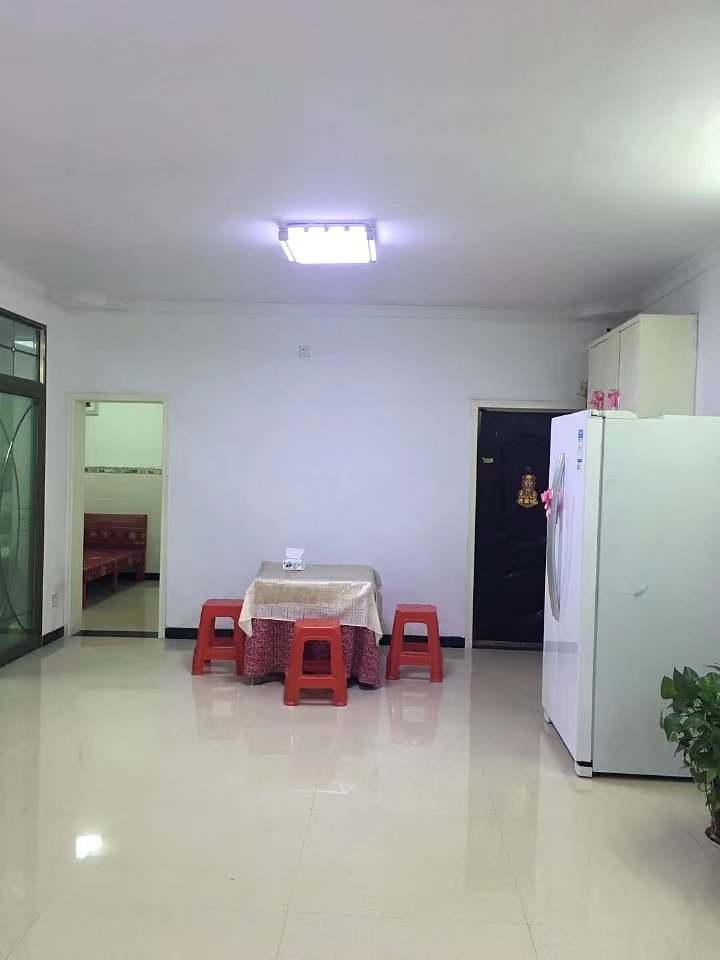 山水名苑  3室2厅2卫    1500.0元/月室内图