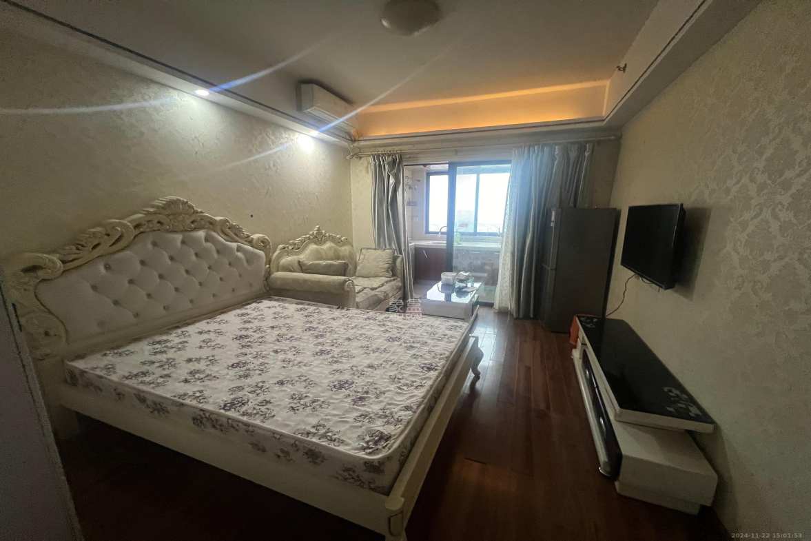 中建木莲工社  1室1厅1卫   1400.00元/月室内图