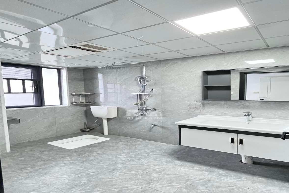 真人桥家园一期 3室2厅2卫 2200.0元/月 真人桥家园一期 3室2厅2卫 2200.0元/月室内图