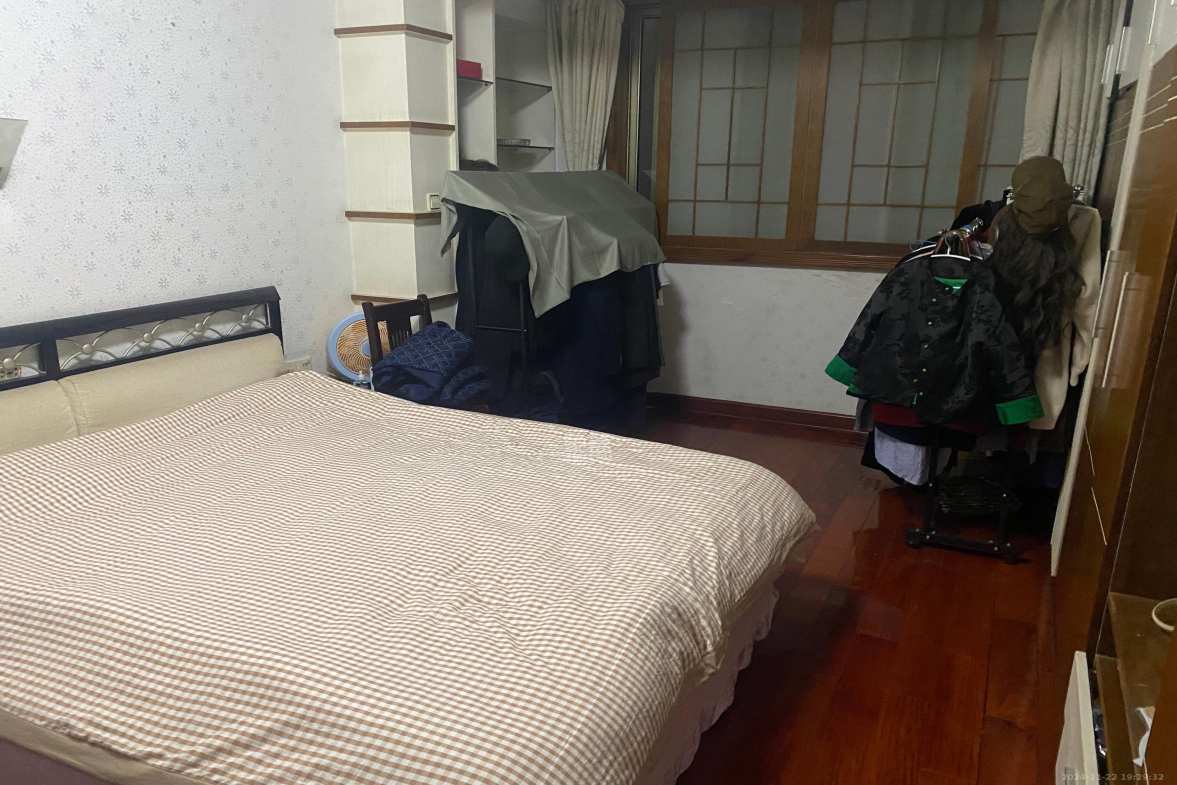 同天大酒店  3室2厅2卫   3600.00元/月室内图