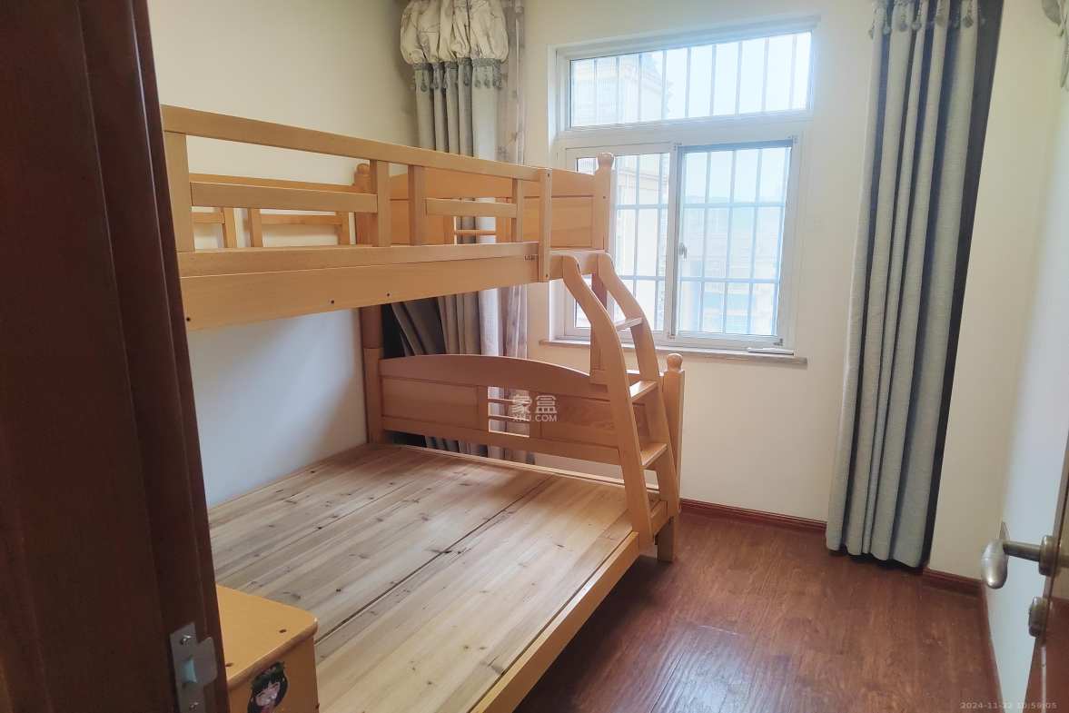 丰园城（鄱阳小区二期）  3室2厅2卫   1800.00元/月室内图