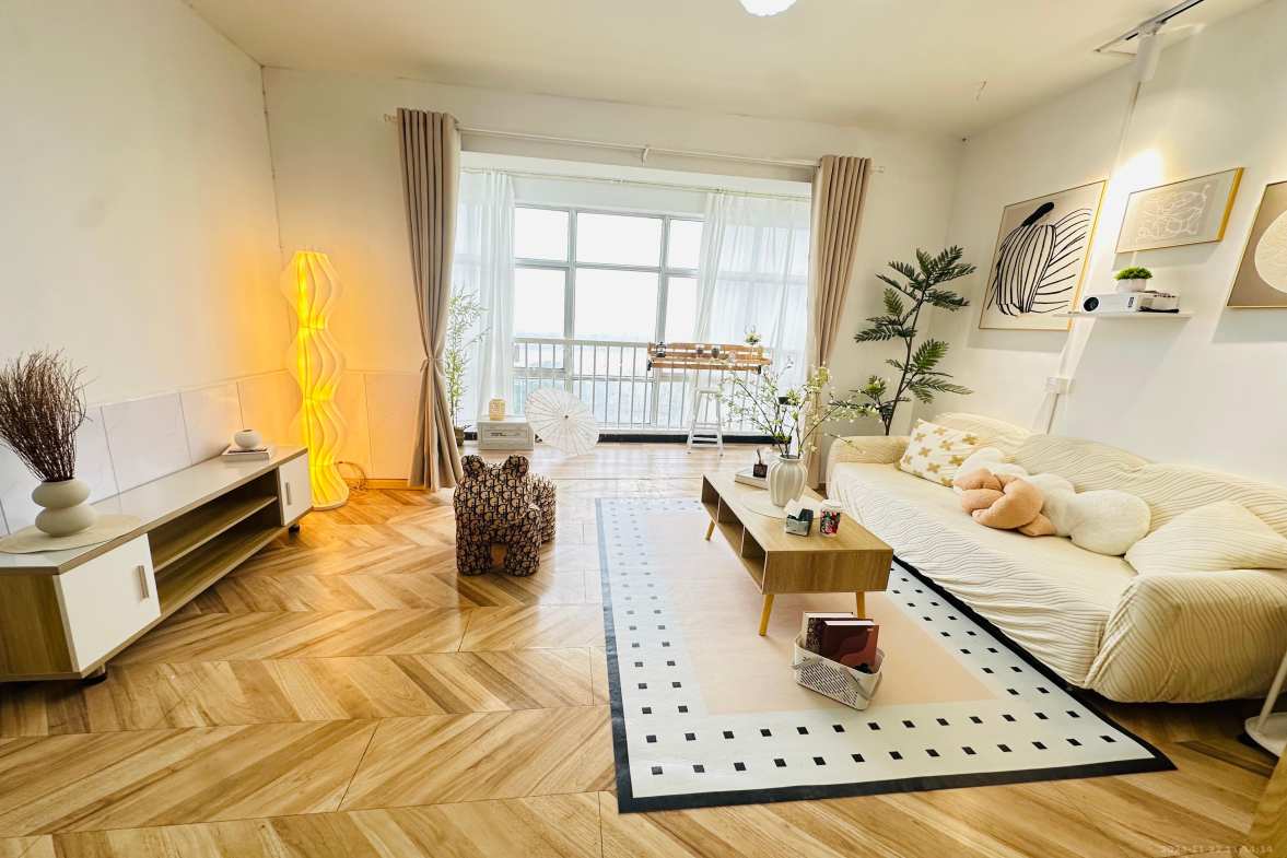 景泰雅苑(景江融城) 3室2厅1卫 4000.0元/月 景泰雅苑(景江融城) 3室2厅1卫 4000.0元/月室内图