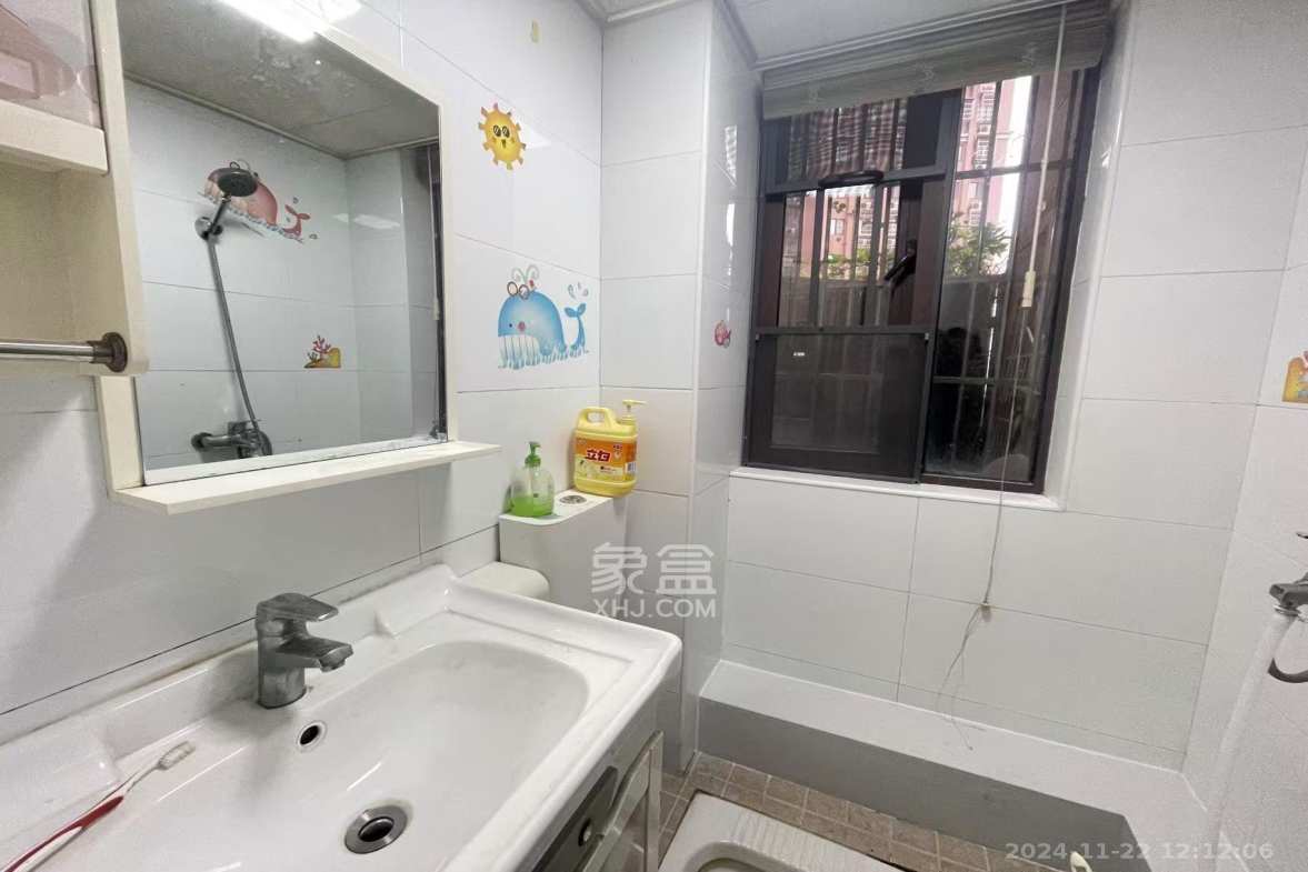 同鑫家园  1室2厅1卫   1300.00元/月室内图